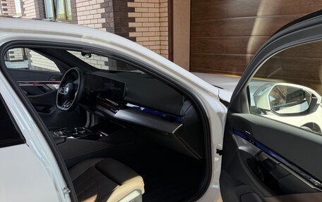 BMW 5 серия, 2025 год, 6 999 000 рублей, 31 фотография