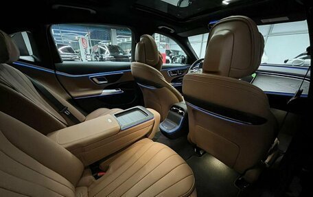 Mercedes-Benz E-Класс, 2025 год, 9 950 000 рублей, 4 фотография