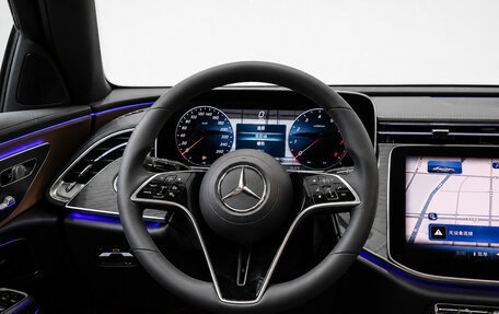 Mercedes-Benz E-Класс, 2025 год, 9 950 000 рублей, 5 фотография