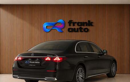 Mercedes-Benz E-Класс, 2025 год, 9 950 000 рублей, 26 фотография