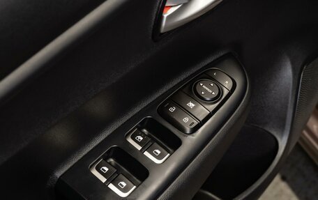 KIA Rio IV, 2021 год, 1 820 000 рублей, 24 фотография