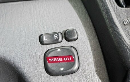 Toyota Kluger I, 2000 год, 799 000 рублей, 13 фотография