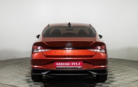 Hyundai Elantra, 2022 год, 1 989 989 рублей, 6 фотография