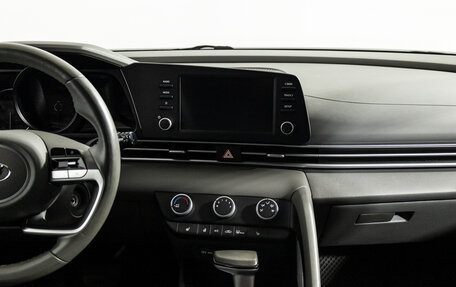 Hyundai Elantra, 2022 год, 1 989 989 рублей, 14 фотография