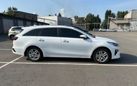 KIA cee'd III, 2021 год, 1 870 000 рублей, 2 фотография