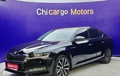 Skoda Superb III рестайлинг, 2023 год, 1 750 000 рублей, 1 фотография