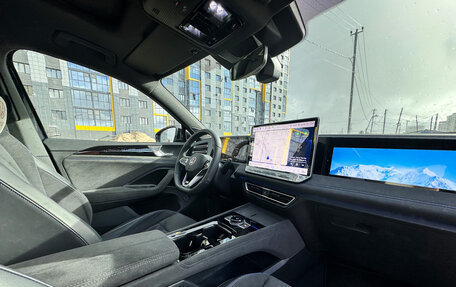 Volkswagen Tiguan, 2024 год, 4 900 000 рублей, 14 фотография