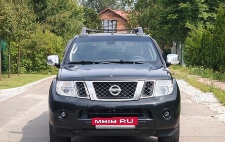 Nissan Navara (Frontier), 2010 год, 1 799 000 рублей, 9 фотография