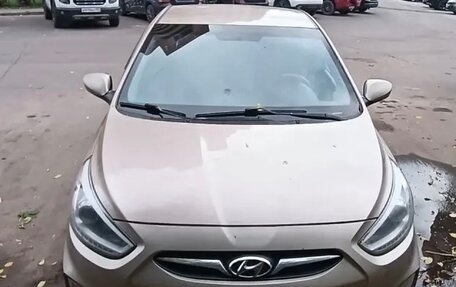 Hyundai Solaris II рестайлинг, 2013 год, 750 000 рублей, 4 фотография