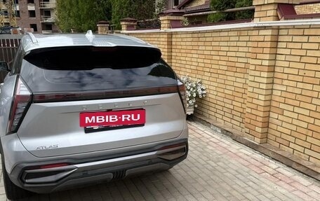 Geely Atlas, 2024 год, 2 520 000 рублей, 5 фотография