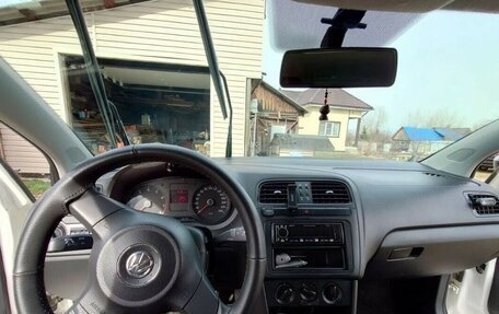 Volkswagen Polo VI (EU Market), 2013 год, 600 000 рублей, 9 фотография