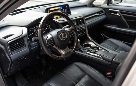 Lexus RX IV рестайлинг, 2018 год, 4 790 000 рублей, 11 фотография