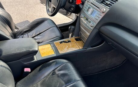 Toyota Camry, 2006 год, 650 000 рублей, 13 фотография