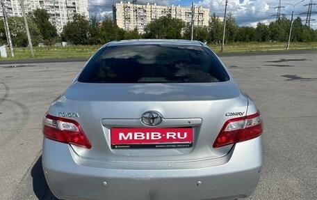 Toyota Camry, 2006 год, 650 000 рублей, 2 фотография