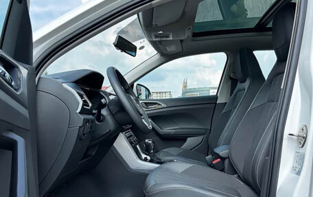 Volkswagen T-Cross I, 2022 год, 1 290 000 рублей, 6 фотография
