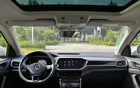 Volkswagen T-Cross I, 2022 год, 1 290 000 рублей, 11 фотография