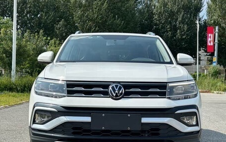Volkswagen T-Cross I, 2022 год, 1 290 000 рублей, 2 фотография