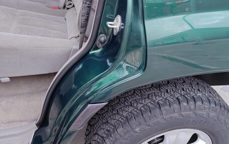 Toyota Land Cruiser 100 рестайлинг 2, 2006 год, 2 400 000 рублей, 13 фотография