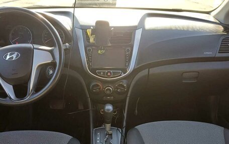 Hyundai Solaris II рестайлинг, 2014 год, 730 000 рублей, 9 фотография