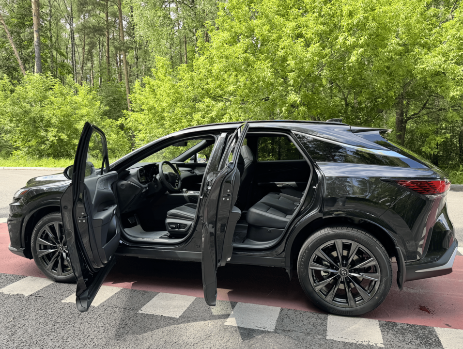 Lexus RX IV рестайлинг, 2026 год, 12 700 000 рублей, 7 фотография
