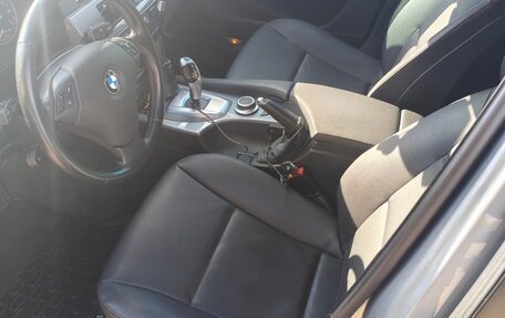 BMW 5 серия, 2007 год, 1 270 000 рублей, 13 фотография