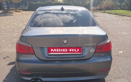 BMW 5 серия, 2007 год, 1 270 000 рублей, 10 фотография