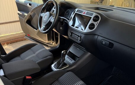 Volkswagen Tiguan I, 2011 год, 1 300 000 рублей, 2 фотография