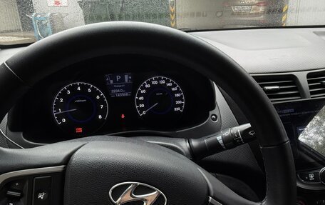 Hyundai Solaris II рестайлинг, 2011 год, 830 000 рублей, 7 фотография