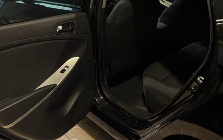 Hyundai Solaris II рестайлинг, 2011 год, 830 000 рублей, 14 фотография