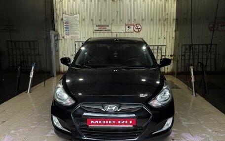 Hyundai Solaris II рестайлинг, 2011 год, 830 000 рублей, 16 фотография