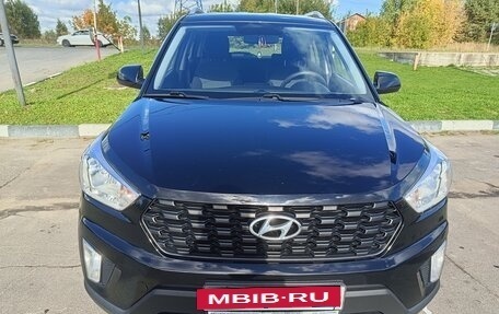 Hyundai Creta I рестайлинг, 2021 год, 2 300 000 рублей, 2 фотография