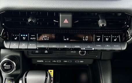Toyota Land Cruiser Prado, 2026 год, 12 390 000 рублей, 24 фотография