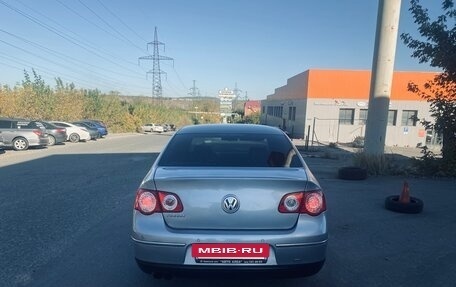 Volkswagen Passat B6, 2005 год, 380 000 рублей, 5 фотография