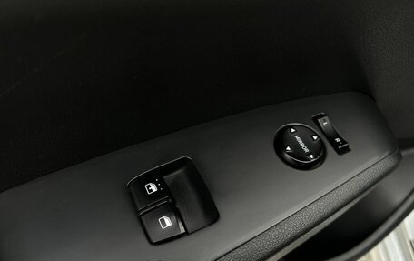 Hyundai Solaris II рестайлинг, 2017 год, 1 260 000 рублей, 19 фотография