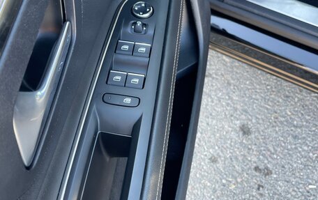 Peugeot 3008 II, 2021 год, 2 100 000 рублей, 13 фотография