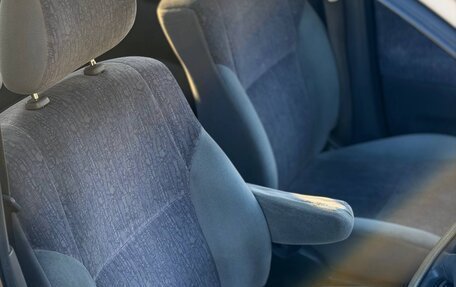 Toyota Ipsum II, 1999 год, 460 000 рублей, 13 фотография