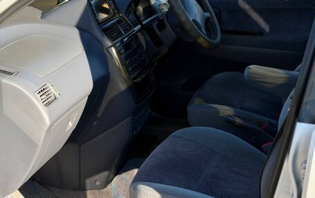Toyota Ipsum II, 1999 год, 460 000 рублей, 28 фотография
