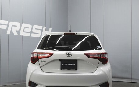 Toyota Vitz, 2019 год, 945 000 рублей, 4 фотография
