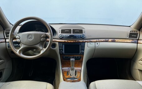Mercedes-Benz E-Класс, 2007 год, 890 000 рублей, 12 фотография