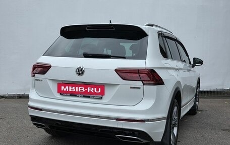 Volkswagen Tiguan II, 2020 год, 3 300 000 рублей, 5 фотография