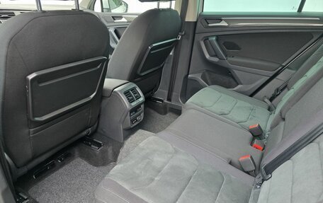 Volkswagen Tiguan II, 2020 год, 3 300 000 рублей, 10 фотография