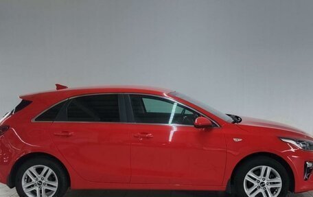 KIA cee'd III, 2020 год, 2 000 000 рублей, 4 фотография