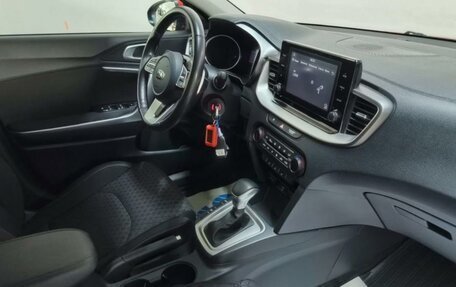 KIA cee'd III, 2020 год, 2 000 000 рублей, 6 фотография
