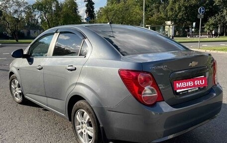 Chevrolet Aveo III, 2015 год, 950 000 рублей, 2 фотография