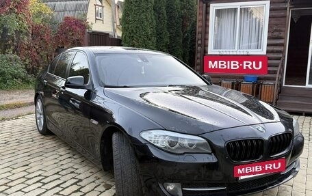 BMW 5 серия, 2012 год, 2 050 000 рублей, 8 фотография