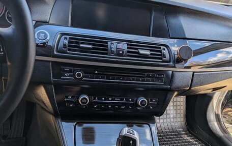 BMW 5 серия, 2012 год, 2 050 000 рублей, 19 фотография