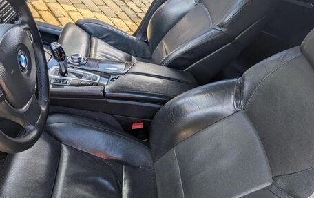 BMW 5 серия, 2012 год, 2 050 000 рублей, 21 фотография