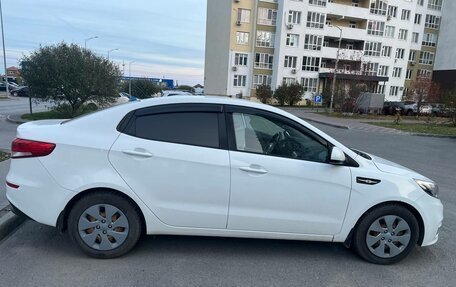 KIA Rio III рестайлинг, 2016 год, 999 000 рублей, 7 фотография
