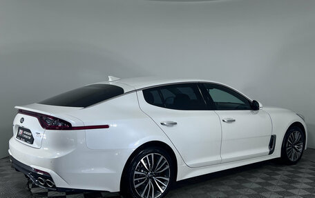 KIA Stinger I, 2018 год, 2 390 000 рублей, 5 фотография