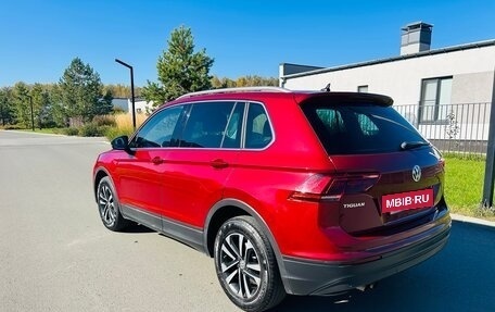 Volkswagen Tiguan II, 2020 год, 2 450 000 рублей, 4 фотография